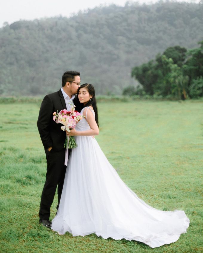 Prewedding by Potret Photo - 002 Prewedding by Potret Photo - 002