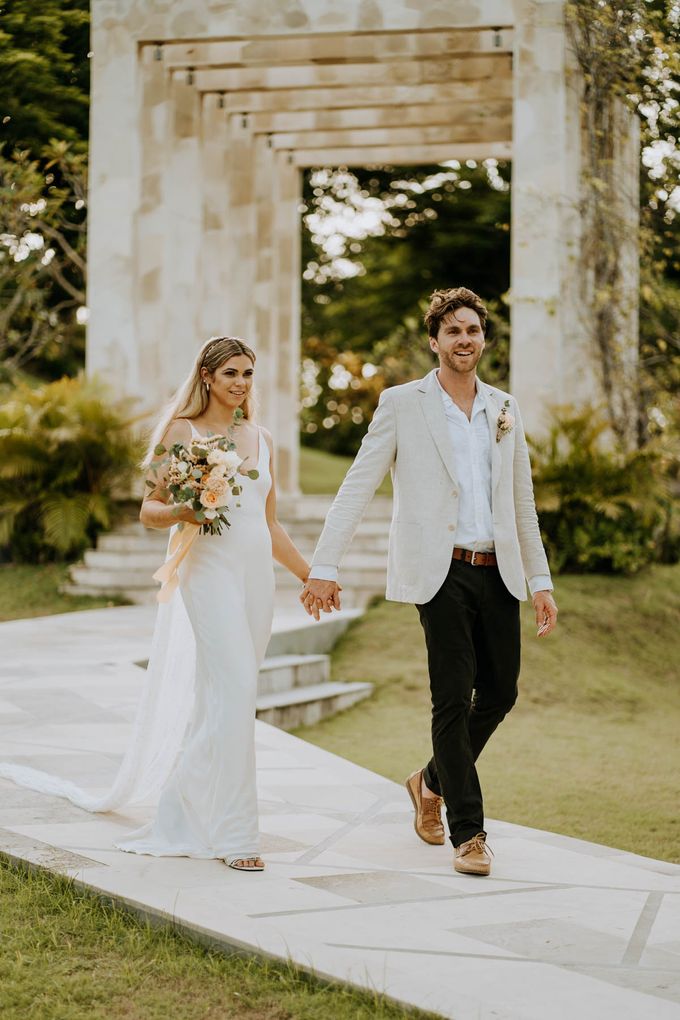 Shantelle & Luke's Elopement Wedding at Nusa Dua Beach by Amora Bali Weddings - 025 Shantelle & Luke's Elopement Wedding at Nusa Dua Beach by Amora Bali Weddings - 025