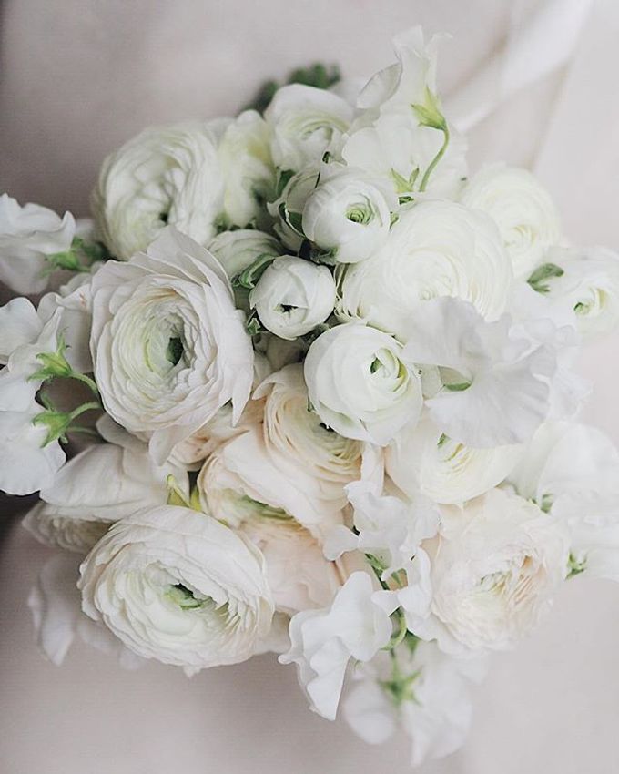 Bridal Bouquets by Floral Magic - 017 Bridal Bouquets by Floral Magic - 017