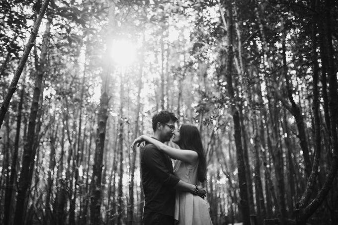 Beach and Nature Prewedding Rayong Thailand by Kanvela - 014 Beach and Nature Prewedding Rayong Thailand by Kanvela - 014