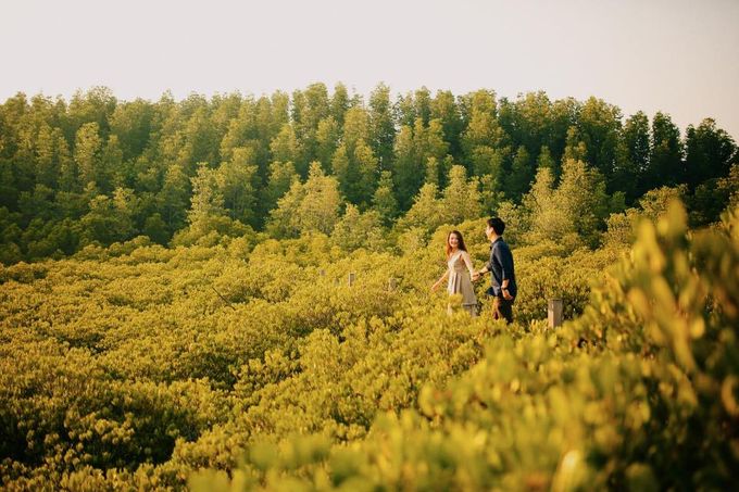 Beach and Nature Prewedding Rayong Thailand by Kanvela - 020 Beach and Nature Prewedding Rayong Thailand by Kanvela - 020