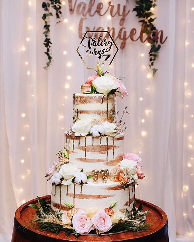 3 tiers Celebration cake (Wedding, Birthday, etc) by duchess bakes - 003 3 tiers Celebration cake (Wedding, Birthday, etc) by duchess bakes - 003