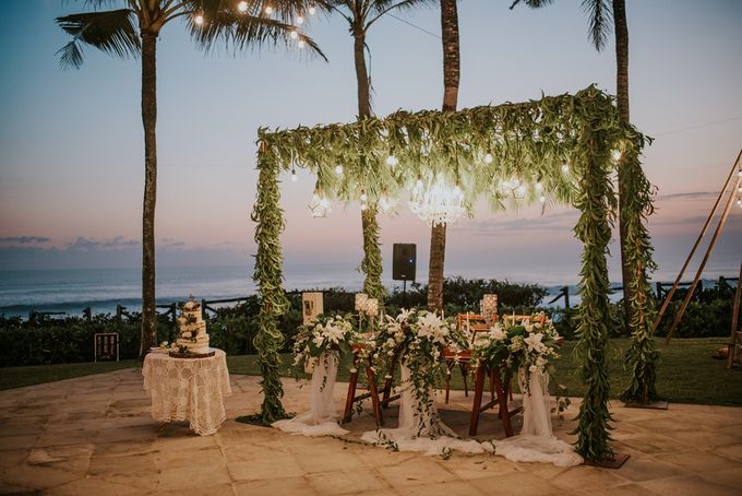 Bali Greenery Rustic with Boho Touch Wedding Decoration by Eurasia Wedding - 015 Bali Greenery Rustic with Boho Touch Wedding Decoration by Eurasia Wedding - 015