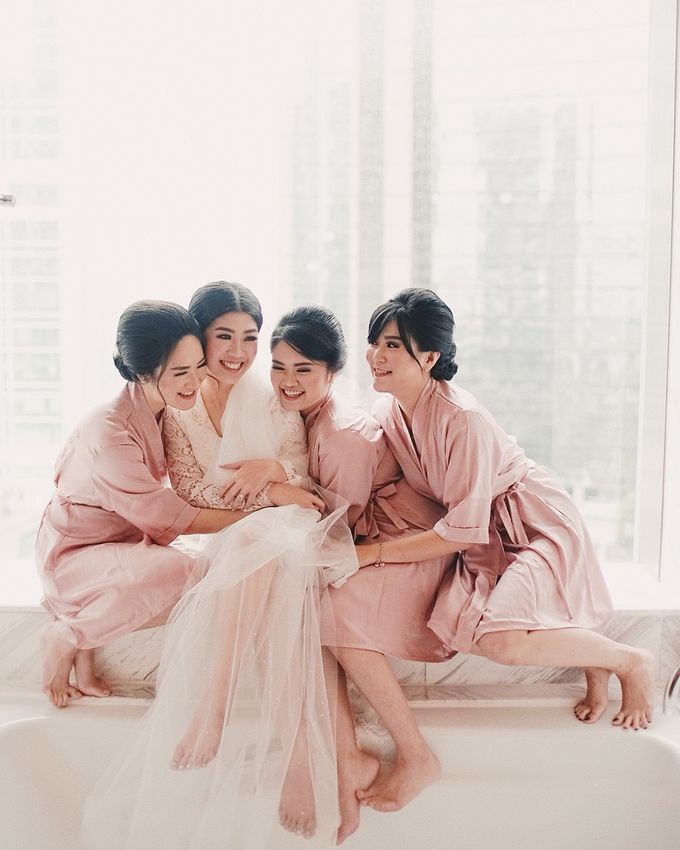Ritz Carlton - Edsel & Velin by Maestro Wedding Organizer - 009 Ritz Carlton - Edsel & Velin by Maestro Wedding Organizer - 009