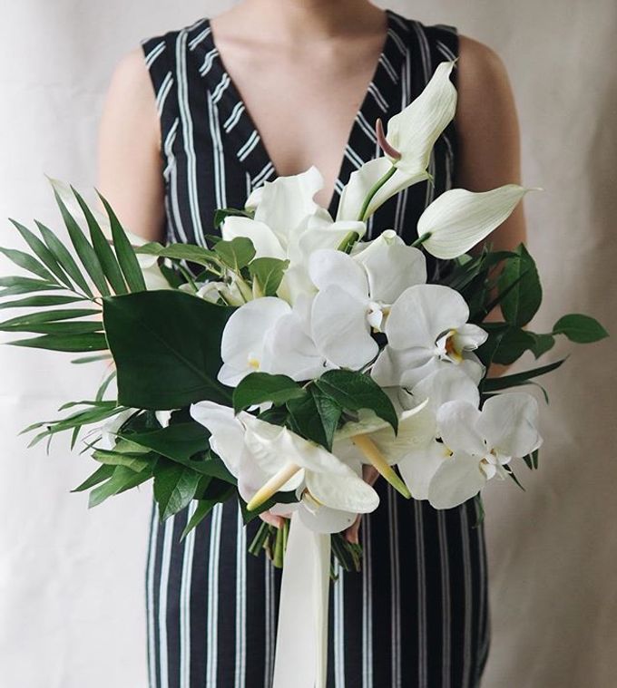 Bridal Bouquets by Floral Magic - 013 Bridal Bouquets by Floral Magic - 013