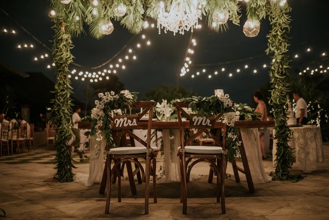 Bali Greenery Rustic with Boho Touch Wedding Decoration by Eurasia Wedding - 016 Bali Greenery Rustic with Boho Touch Wedding Decoration by Eurasia Wedding - 016