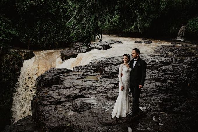 POST WEDDING ERCUMENT & AYLA IN UBUD BALI by Wah Photo - 026