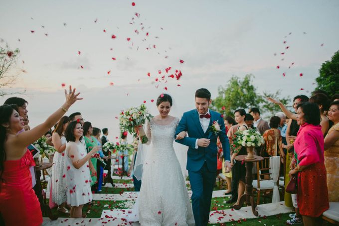 RUSTIC WEDDING DAVID AND JOICE IN SKY AYANA BALI by W organizer - 045