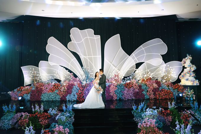 Regan & Natalia Wedding Decoration at Santika Hotel by Testimo Wedding Planner & Organizer - 012 Regan & Natalia Wedding Decoration at Santika Hotel by Testimo Wedding Planner & Organizer - 012