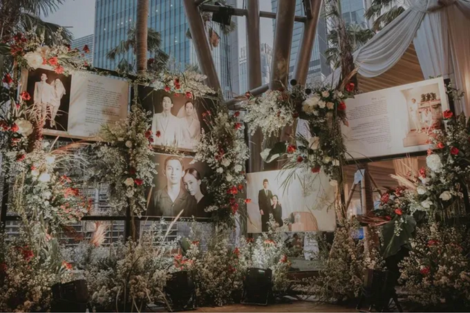 Beautiful Outdoor Wedding Decoration by Hotel Artotel Mangkuluhur by IKK Wedding - 002 Beautiful Outdoor Wedding Decoration by Hotel Artotel Mangkuluhur by IKK Wedding - 002