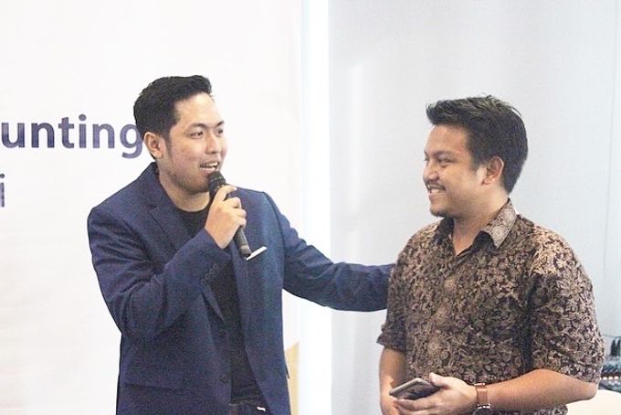 Sosialisasi Banking & Accounting 4.0 Bank Mandiri Area Jakarta Cikini by Wildan Fahmi MC - 001 Sosialisasi Banking & Accounting 4.0 Bank Mandiri Area Jakarta Cikini by Wildan Fahmi MC - 001
