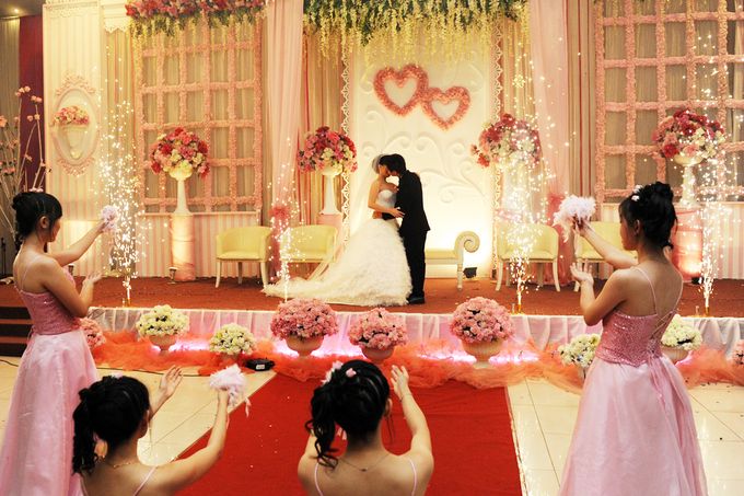 The Wedding Of Christopher & Anne by Classic Pagar Ayu - 003 The Wedding Of Christopher & Anne by Classic Pagar Ayu - 003