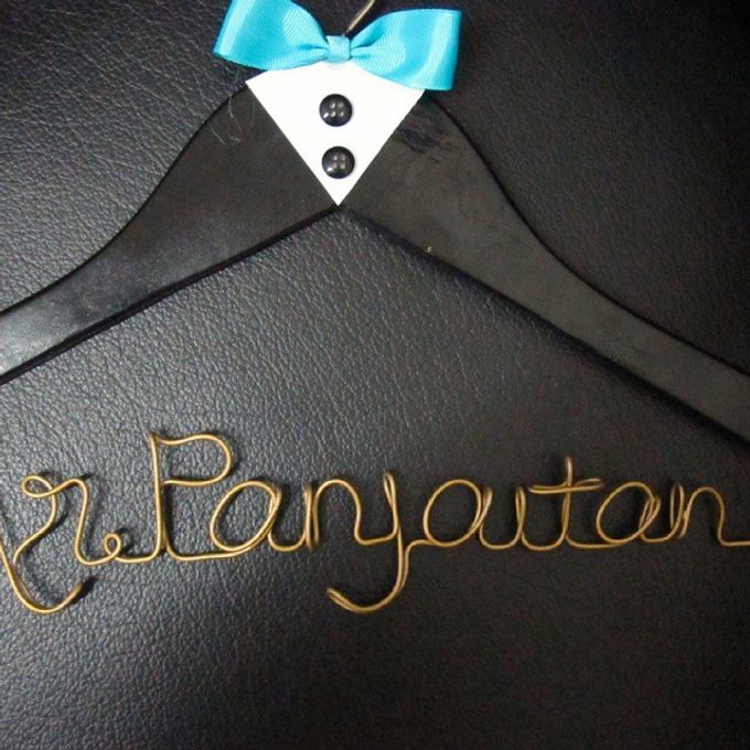 COUPLE HANGERS by Béllicimo Personalized Hanger & Favors - 001
