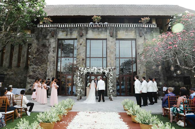 A classic Garden Wedding at Luminious Courtyard Amanusa by Yeanne and Team - 022 A classic Garden Wedding at Luminious Courtyard Amanusa by Yeanne and Team - 022