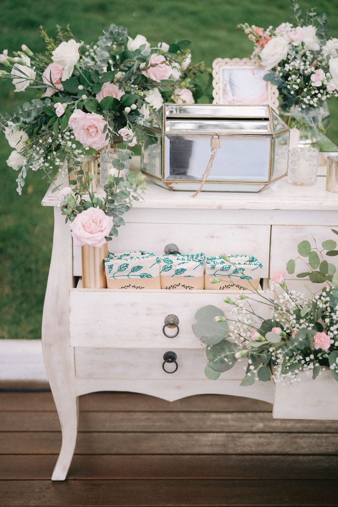 Romantic and Sweet Wedding overlooking the Bali Ocean at Latitude Villa by Silverdust Decoration - 028 Romantic and Sweet Wedding overlooking the Bali Ocean at Latitude Villa by Silverdust Decoration - 028