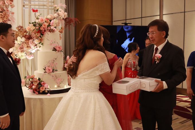 MC Wedding intimate at Padang Room Westin Jakarta by Anthony Stevven by Vica Decoration - 025 MC Wedding intimate at Padang Room Westin Jakarta by Anthony Stevven by Vica Decoration - 025