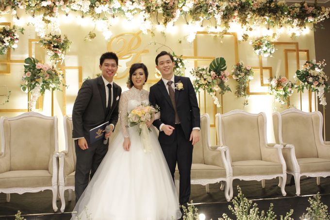 Double V Entertainment Wedding Damai Indah Golf PIK Jakarta by FOREVER CAKE - 017 Double V Entertainment Wedding Damai Indah Golf PIK Jakarta by FOREVER CAKE - 017