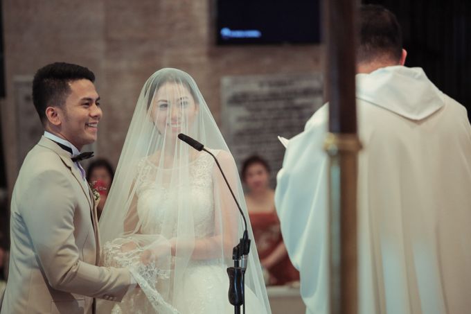 Charles & Czarina - Wedding by Bogs Ignacio Signature Gallery - 043