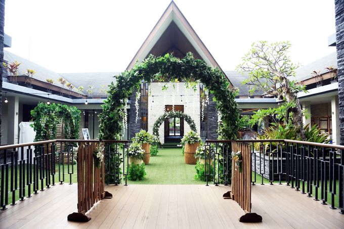 eras & farah decoration wedding by Our Wedding & Event Organizer - 007