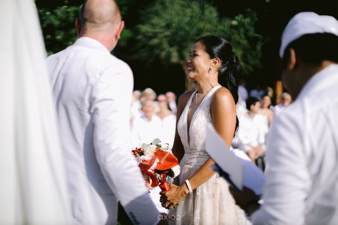 Modern Playful Wedding in Seminyak Bali by Silverdust Decoration - 009 Modern Playful Wedding in Seminyak Bali by Silverdust Decoration - 009