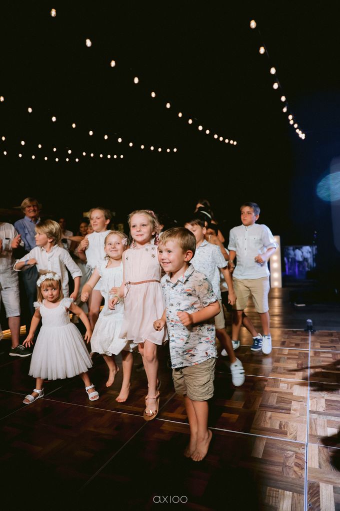 Modern Playful Wedding in Seminyak Bali by Silverdust Decoration - 006 Modern Playful Wedding in Seminyak Bali by Silverdust Decoration - 006