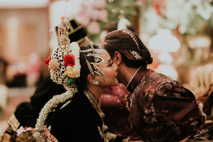 Traditional Wedding Alfi & Hendric by Alethaproject - 016 Traditional Wedding Alfi & Hendric by Alethaproject - 016