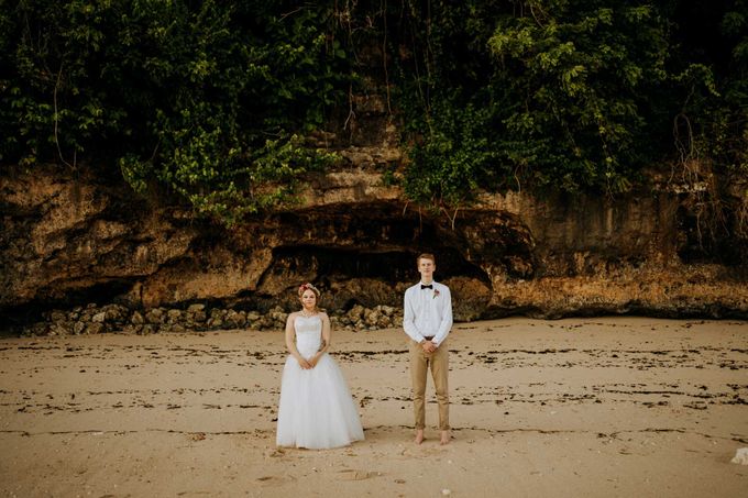 Kloe & Lochy's Wedding Celebration At Nusa Dua, Bali by Amora Bali Weddings - 030 Kloe & Lochy's Wedding Celebration At Nusa Dua, Bali by Amora Bali Weddings - 030
