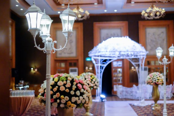 The Wedding of Marion & Valerie -Hotel Aryaduta by The Swan Decoration - 005