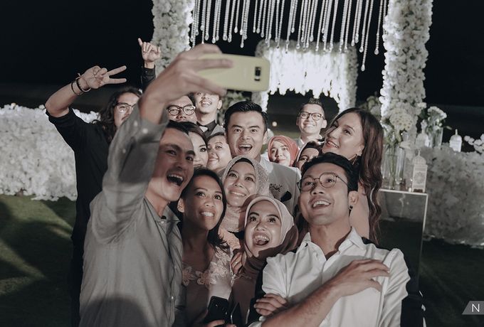 Dion Wiyoko & Fiona Wedding by Djampiro Band Bali - 033 Dion Wiyoko & Fiona Wedding by Djampiro Band Bali - 033