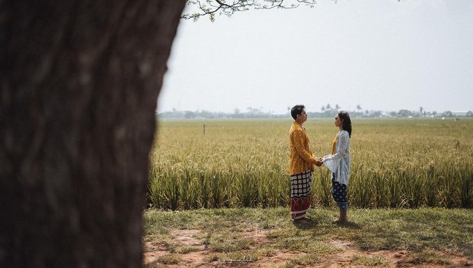 Jakarta Prewedding - Shinta & Hanif by SCENIC PICTURE - 003