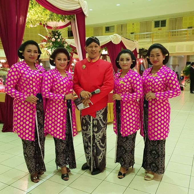 Wedding SHINTA dan KUNTO 28 April 2018 by JACK HARYANTO MC - 001 Wedding SHINTA dan KUNTO 28 April 2018 by JACK HARYANTO MC - 001