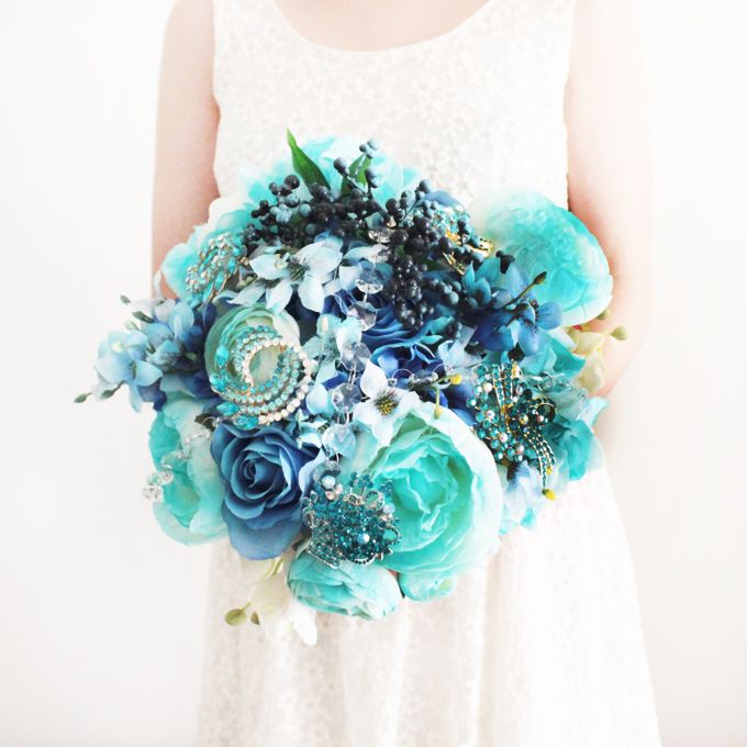 Custom Hand Bouquet by The Bride and Butter - 008