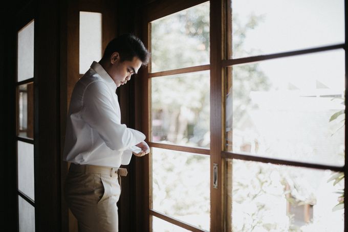 Ana Octarina & Adie Baron - Wedding Day - Tirtha Bridal by Open Quarter Tailor - by Brillington Brothers - 002 Ana Octarina & Adie Baron - Wedding Day - Tirtha Bridal by Open Quarter Tailor - by Brillington Brothers - 002