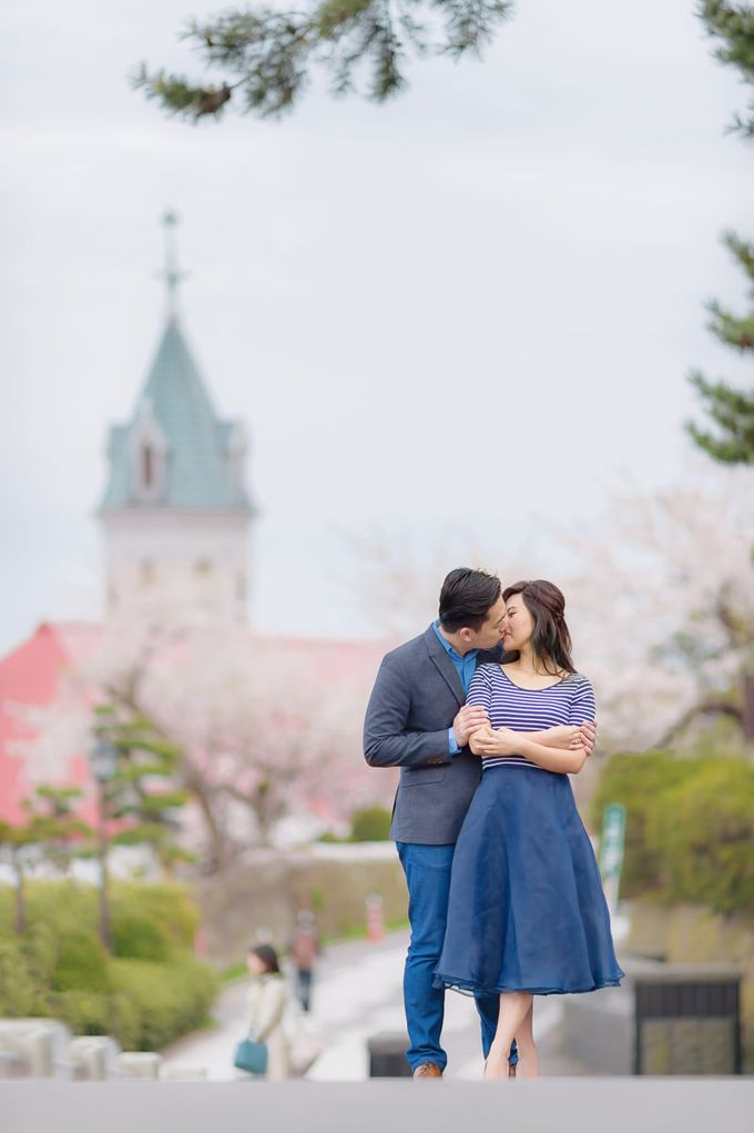 Full Bloom Hokkaido Sakura in Spring-Prewedding Overseas by John15 Photography - 031 Full Bloom Hokkaido Sakura in Spring-Prewedding Overseas by John15 Photography - 031