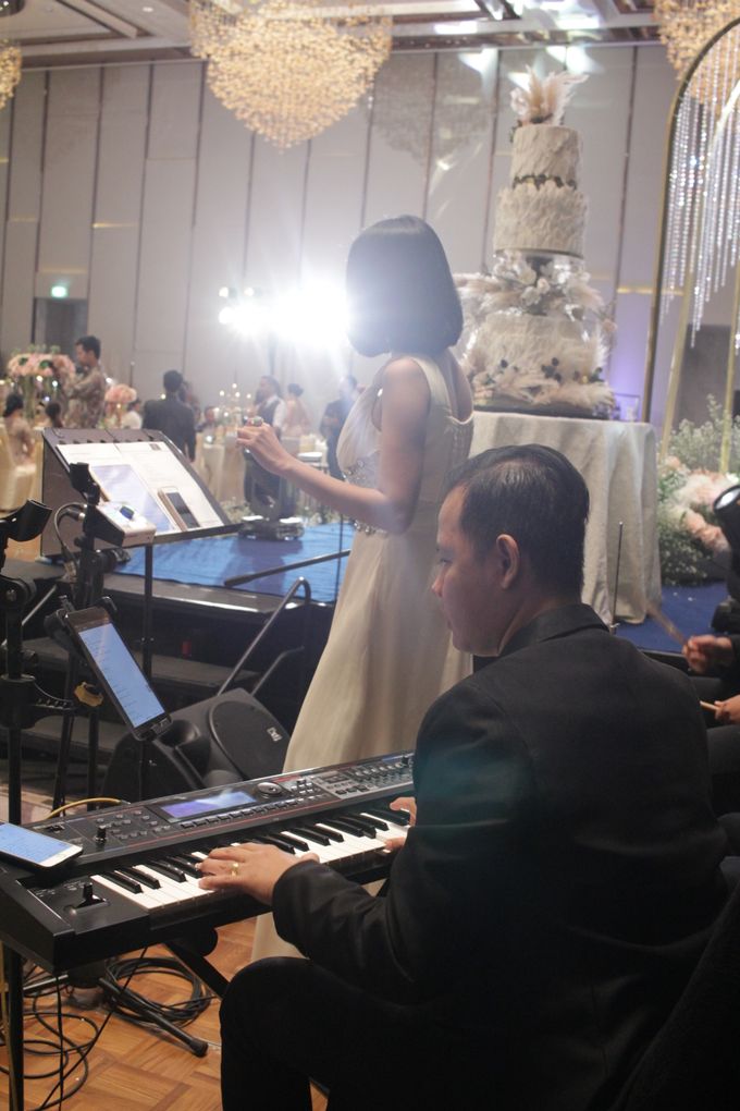 Double V Entertainment Wedding - Entertainemnt Jazz Jakarta by Anthony Stevven - 003 Double V Entertainment Wedding - Entertainemnt Jazz Jakarta by Anthony Stevven - 003