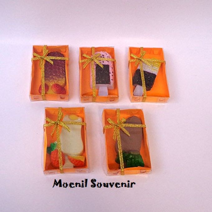 Souvenir Unik dan Murah by Moenil Souvenir - 212