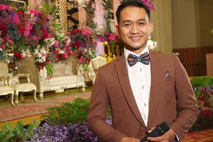 The National Wedding Reception Mc Wedding Banna Bridestory