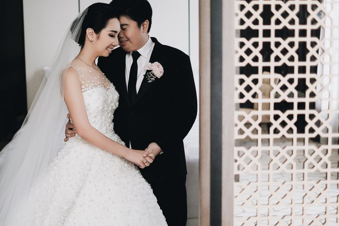 Wedding Day by Dicky - Ronald Nova by Hian Tjen - 010 Wedding Day by Dicky - Ronald Nova by Hian Tjen - 010