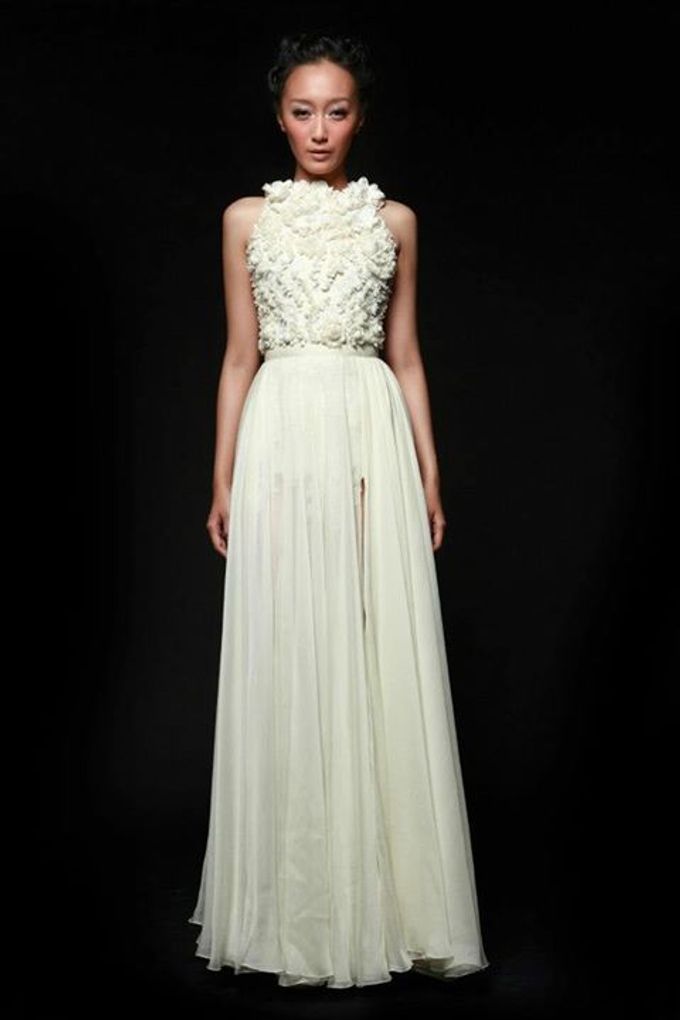 Bride and Evening Collection 2012-2013 Lookbook by saptodjojokartiko bride - 016 Bride and Evening Collection 2012-2013 Lookbook by saptodjojokartiko bride - 016