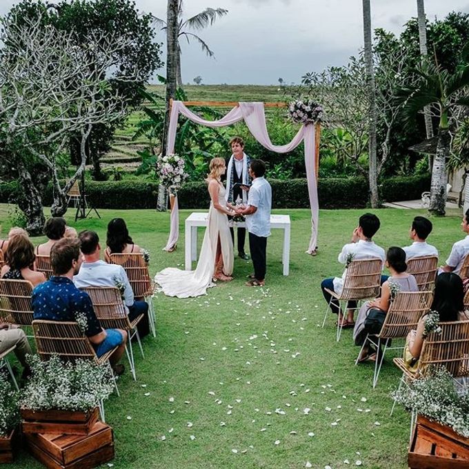 Tiny wedding of Aryanda & Kristie by Delapan Bali Event & Wedding - 003 Tiny wedding of Aryanda & Kristie by Delapan Bali Event & Wedding - 003