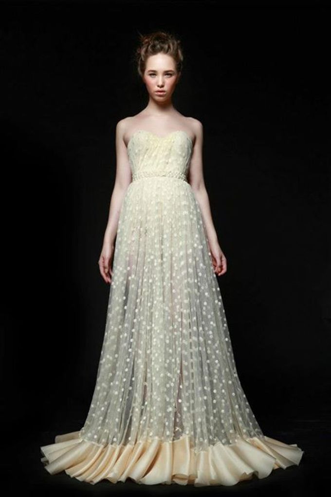 Bride and Evening Collection 2012-2013 Lookbook by saptodjojokartiko bride - 011 Bride and Evening Collection 2012-2013 Lookbook by saptodjojokartiko bride - 011