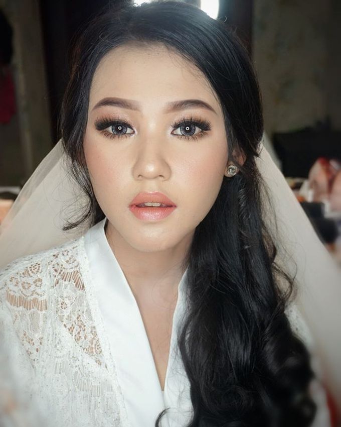 Wedding Make Up  by shabrinamakeup - 016