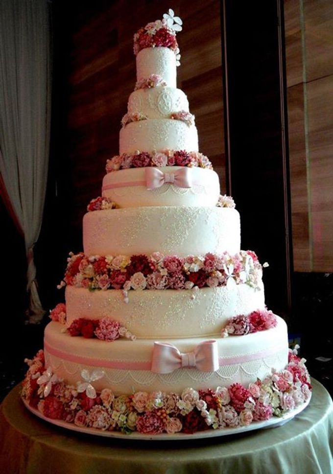 7 tiers Wedding Cake by LeNovelle Cake - 003 7 tiers Wedding Cake by LeNovelle Cake - 003