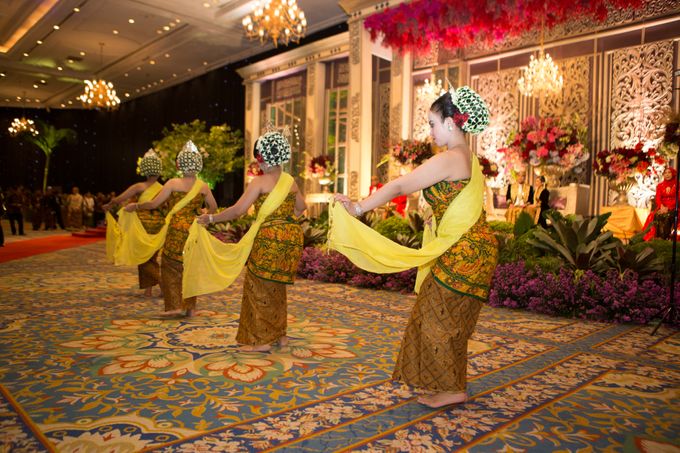 Dana & Brena Wedding by Akuwedding - 011 Dana & Brena Wedding by Akuwedding - 011