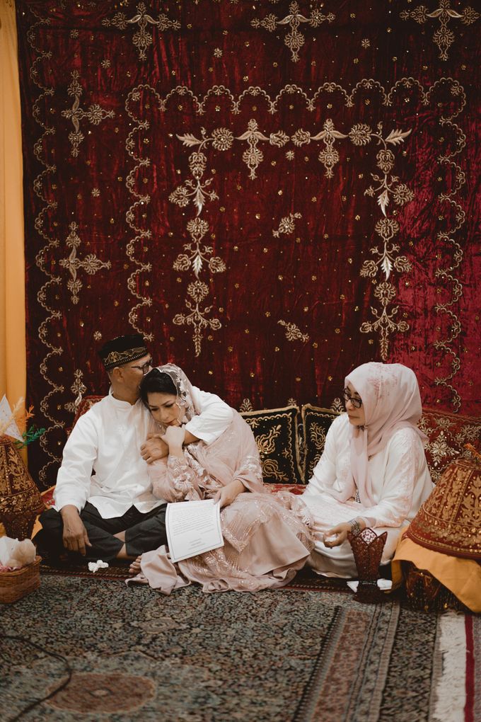 Dinda & Abimanyu Wedding Day by Journal Portraits - 008 Dinda & Abimanyu Wedding Day by Journal Portraits - 008
