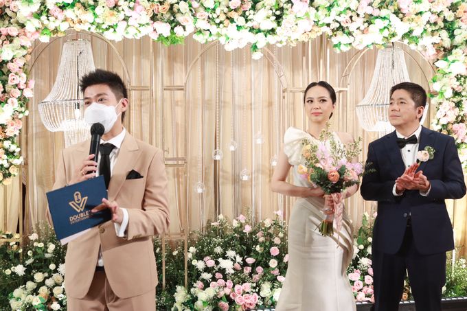 Fine Dinning Intimate entertainment wedding at Alto Restaurant Four Seasons Jakarta - Double V Entertainment by Hian Tjen - 015 Fine Dinning Intimate entertainment wedding at Alto Restaurant Four Seasons Jakarta - Double V Entertainment by Hian Tjen - 015