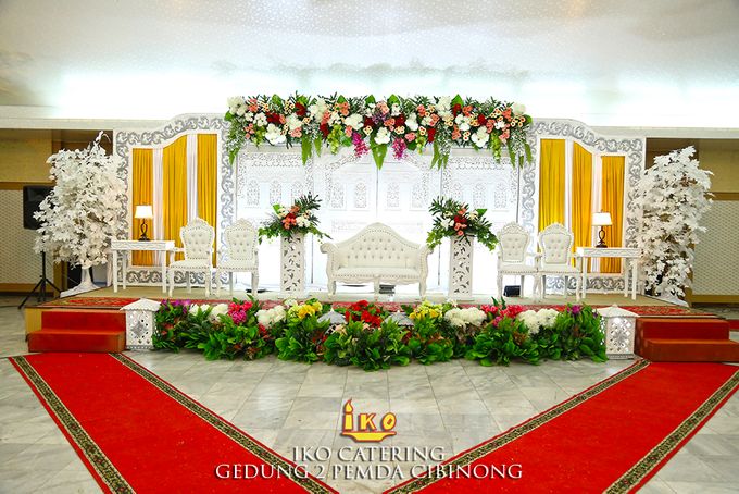 Dekorasi Pelaminan by IKO Catering Service dan Paket Pernikahan - 036 Dekorasi Pelaminan by IKO Catering Service dan Paket Pernikahan - 036