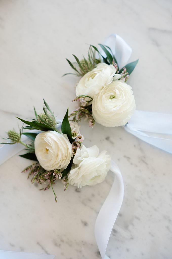 Classic Romantic White Hues Wedding Decor by The edge - 017 Classic Romantic White Hues Wedding Decor by The edge - 017