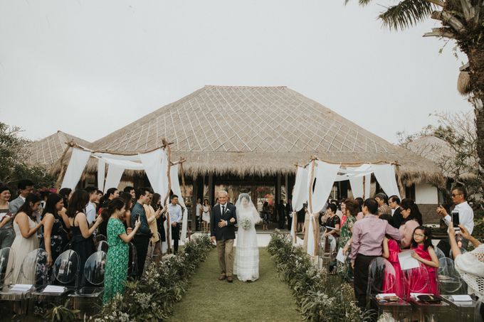 Chris & Calista Real Wedding at The Stone House by Tirtha by saptodjojokartiko bride - 005 Chris & Calista Real Wedding at The Stone House by Tirtha by saptodjojokartiko bride - 005