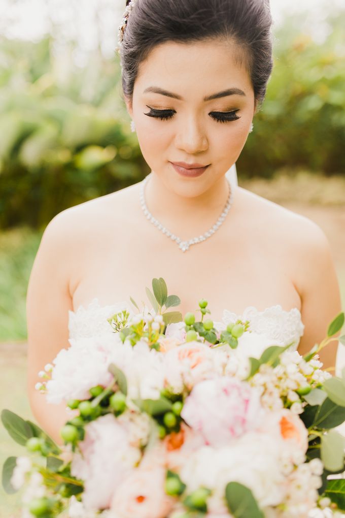 Ian & Farra Intimate Beach Villa Wedding by Vilia Wedding Planner - 016 Ian & Farra Intimate Beach Villa Wedding by Vilia Wedding Planner - 016